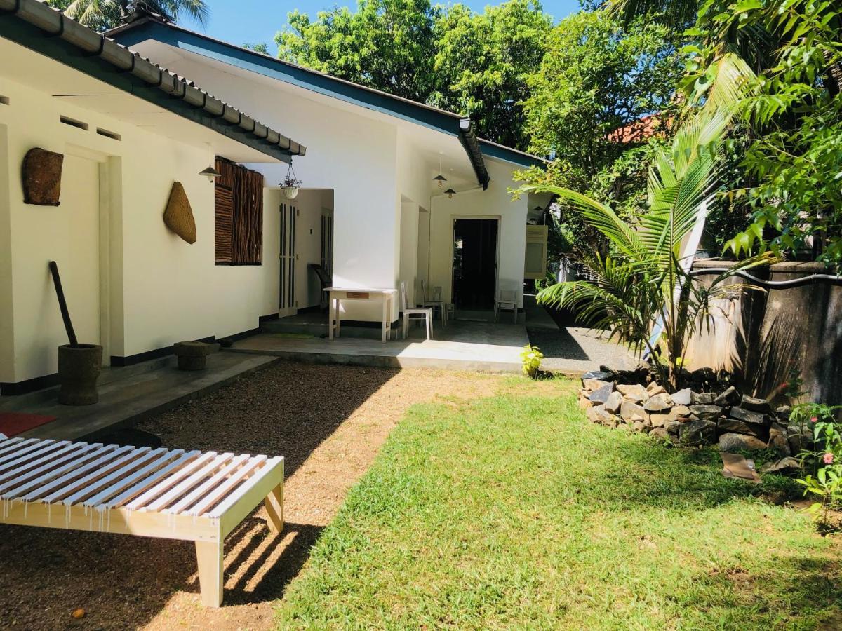 Mahagedara Dickwella Otel Dış mekan fotoğraf