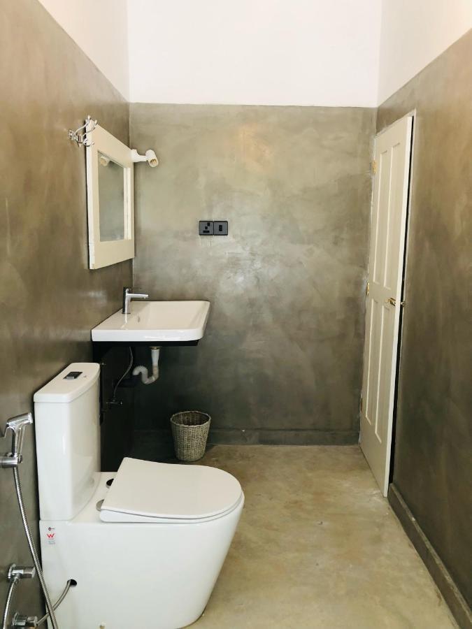Mahagedara Dickwella Otel Oda fotoğraf